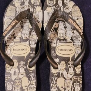 5 nights at Freddy's Havianas flip flops size 10